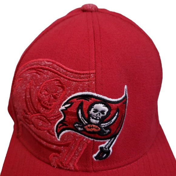 Tampa Bay Buccaneers Hat S/M Fitmax Reebok NFL Equipment Onfield Embroidered - Picture 6 of 12